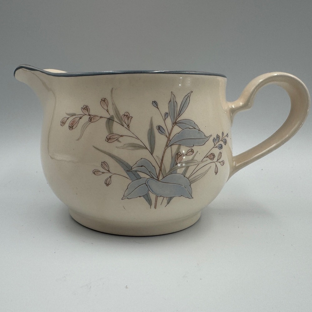 Keltcraft Noritake Kilkee Gravy Boat Pitcher 9109 Floral Stoneware Ireland Blue